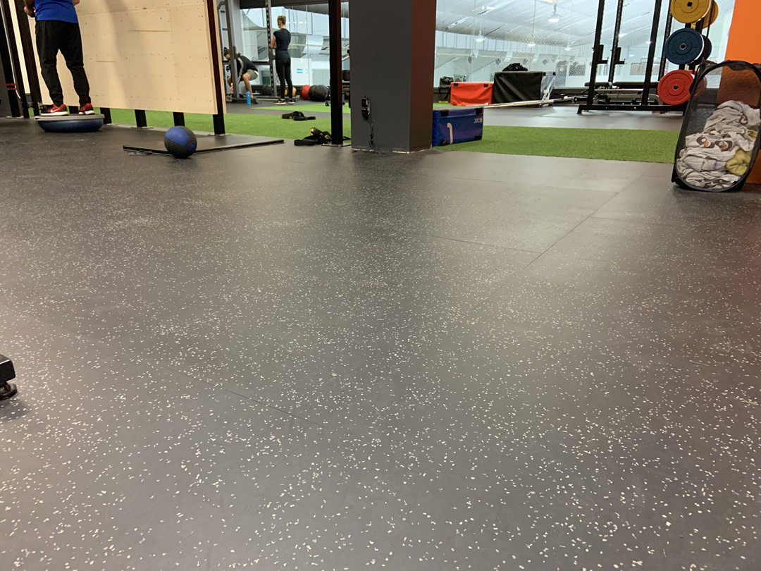 Tapis de caoutchouc sportif haut de gamme - Serie Prime